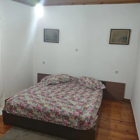 Relaxhouse Дом отдыха *