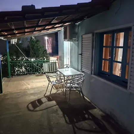 Relaxhouse * Himarë